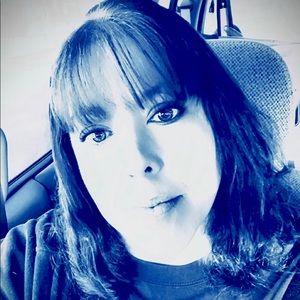 Meet your Posher, Becky